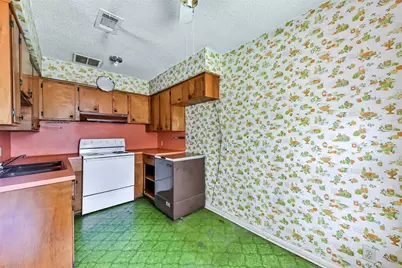 314 N Sparrow Way, Texas City, TX 77591 - Photo 8