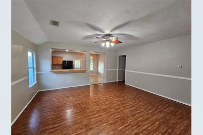 13111 Cherryglade Court, Houston, TX 77044 - Photo 8