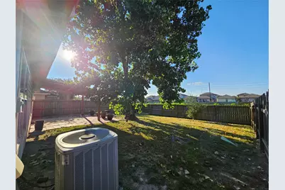 13111 Cherryglade Court, Houston, TX 77044 - Photo 22