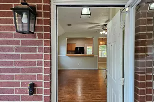 13111 Cherryglade Ct, Houston, TX 77044 - Photo 6