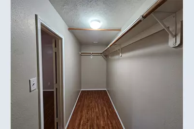 13111 Cherryglade Court, Houston, TX 77044 - Photo 32