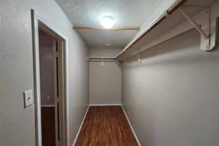 13111 Cherryglade Ct, Houston, TX 77044 - Photo 32