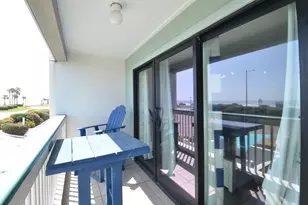 6102 Seawall Blvd, Galveston, TX 77551 - Photo 2