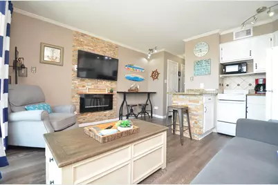 6102 Seawall Boulevard #102B, Galveston, TX 77551 - Photo 30