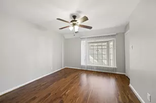 5204 Arboles Dr, Houston, TX 77035 - Photo 16