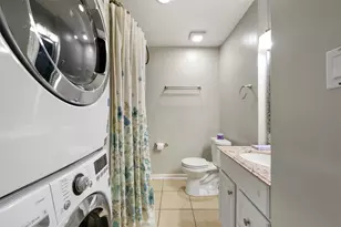 5204 Arboles Dr, Houston, TX 77035 - Photo 20