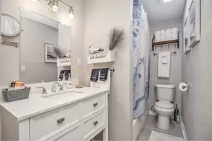 1113 28th St, Galveston, TX 77550 - Photo 12