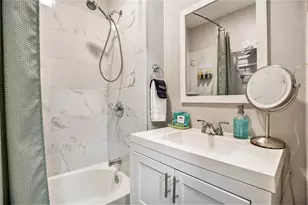 1113 28th St, Galveston, TX 77550 - Photo 26