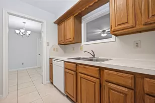 1311 Antoine Dr, Houston, TX 77055 - Photo 18