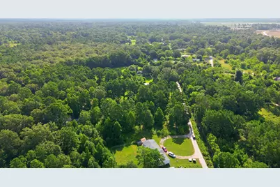 31577 Bohlssen Road, New Caney, TX 77357 - Photo 8