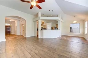 10622 Lonesome Dove Trail, Houston, TX 77095 - Photo 6
