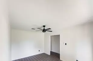 5111 Seymour Dr, Houston, TX 77032 - Photo 6