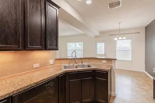 11527 Champions Green Dr, Houston, TX 77066 - Photo 8