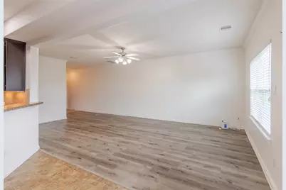 11527 Champions Green Drive, Houston, TX 77066 - Photo 10