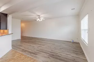 11527 Champions Green Dr, Houston, TX 77066 - Photo 10