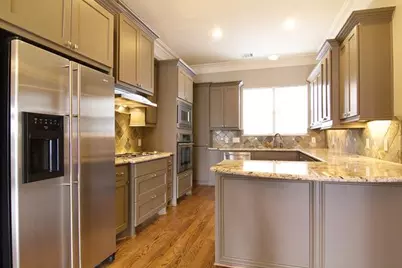 1138 Robbie, Houston, TX 77009 - Photo 8