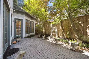 1 Exbury Way, Houston, TX 77056 - Photo 30