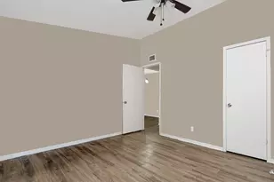 9550 Deering Dr, Houston, TX 77036 - Photo 12