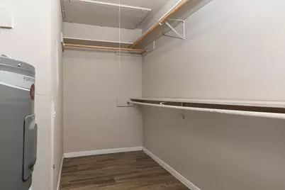 9550 Deering Drive #410, Houston, TX 77036 - Photo 10
