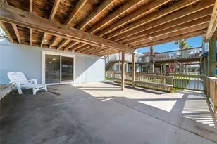 196 Barracuda St, Bayou Vista, TX 77563 - Photo 36