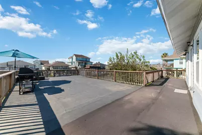 196 Barracuda Street, Bayou Vista, TX 77563 - Photo 8