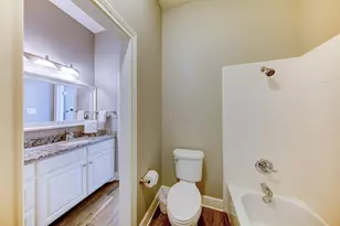 2901 Harvest Hill Dr, Friendswood, TX 77546 - Photo 32