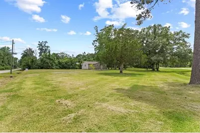 10848 Sandy Lane, Beaumont, TX 77705 - Photo 30