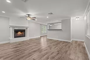 10848 Sandy Ln, Beaumont, TX 77705 - Photo 4