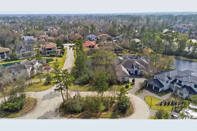 3 S Bayou Club Court, Spring, TX 77389 - Photo 8