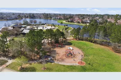 3 S Bayou Club Court, Spring, TX 77389 - Photo 16