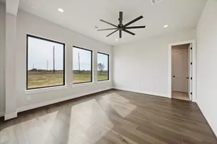 1031 Lake Breeze Dr, Waller, TX 77484 - Photo 22