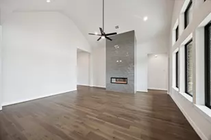 1031 Lake Breeze Dr, Waller, TX 77484 - Photo 24