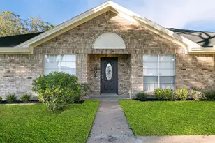 802 Foxglove Dr, Missouri City, TX 77489 - Photo 2