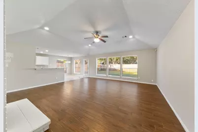 802 Foxglove Drive, Missouri City, TX 77489 - Photo 14