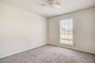 10615 Briar Forest Dr, Houston, TX 77042 - Photo 20