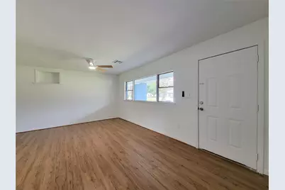 2605 W Dumble Street, Alvin, TX 77511 - Photo 8