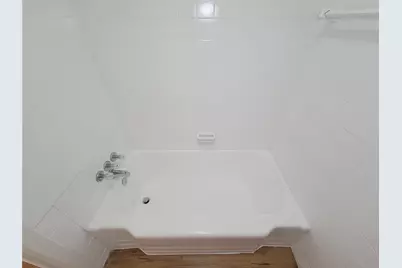 2605 W Dumble Street, Alvin, TX 77511 - Photo 24