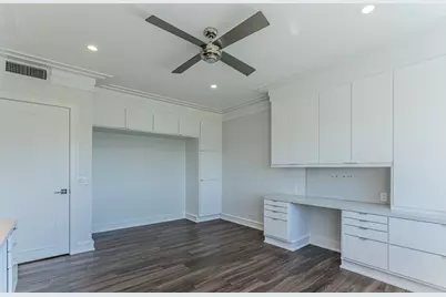 2929 Buffalo Speedway #A404, Houston, TX 77098 - Photo 12