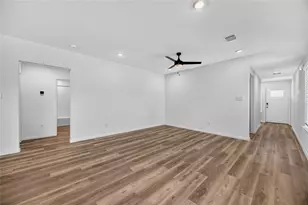 5214 Purple Beebalm Ln, Houston, TX 77048 - Photo 6