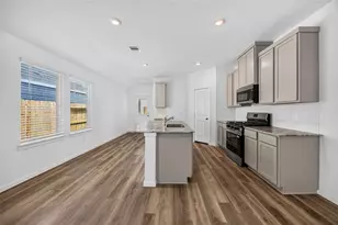 5214 Purple Beebalm Ln, Houston, TX 77048 - Photo 8