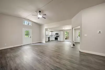 601 Faulkner Avenue, Coldspring, TX 77331 - Photo 8