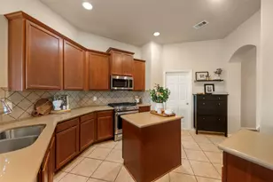 15330 Lady Shery Ln, Cypress, TX 77429 - Photo 4