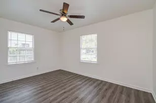 5213 Malmedy Rd, Houston, TX 77033 - Photo 22