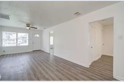 5213 Malmedy Road, Houston, TX 77033 - Photo 4