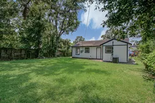 5213 Malmedy Rd, Houston, TX 77033 - Photo 26