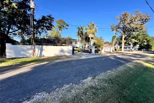 618 Palmetto Dr, Livingston, TX 77351 - Photo 42