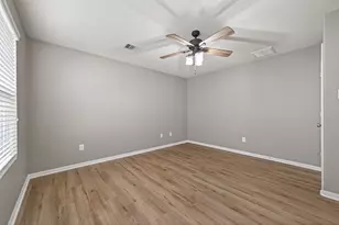 9940 Swallow Dr, Conroe, TX 77385 - Photo 18