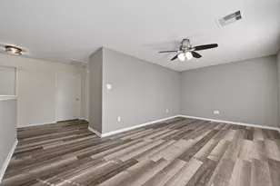 9940 Swallow Dr, Conroe, TX 77385 - Photo 26