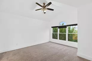 2716 Bagby St, Houston, TX 77006 - Photo 10