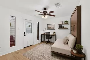 2716 Bagby St, Houston, TX 77006 - Photo 20